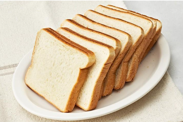 브리오슈 뜻과 일반 식빵 차이점, 고급 디저트로 활용되는 이유